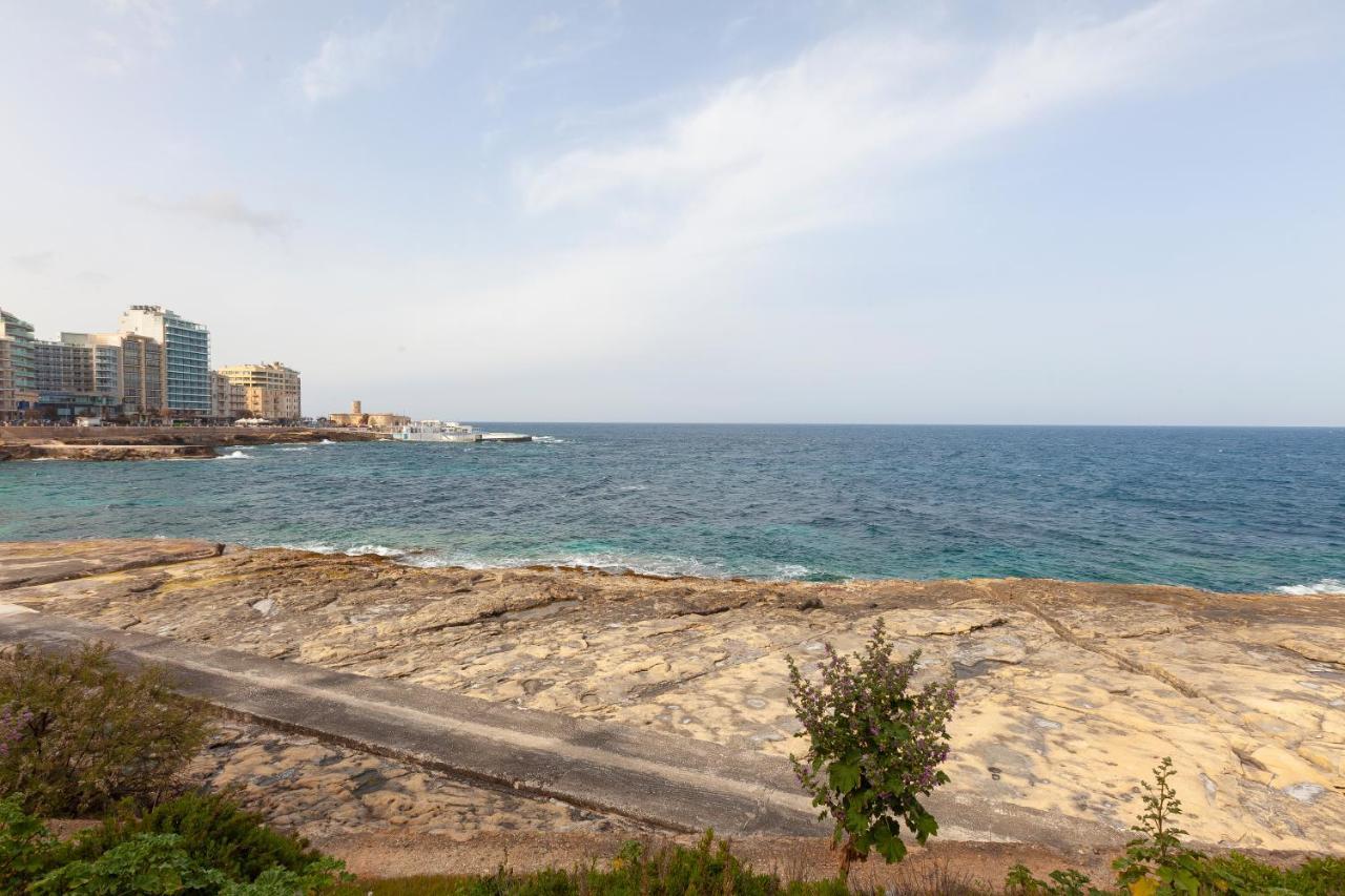 Spacious Seafront Apt With Living, Sofa, Wifi & Ac By 360 Estates Sliema Exterior foto