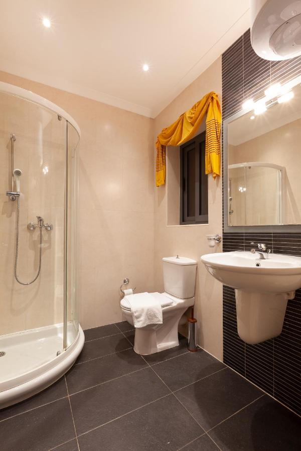 Spacious Seafront Apt With Living, Sofa, Wifi & Ac By 360 Estates Sliema Exterior foto